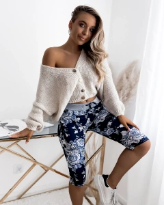 Pantaloni scurți 3/4 damă bleumarin și albastru cu model floral PLUS SIZE - Îmbrăcăminte