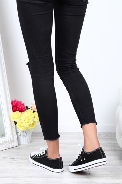 Czarne, klasyczne trampki Pola- Obuwie