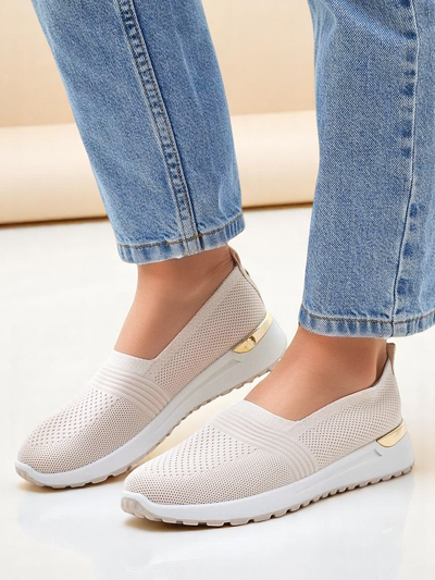 Pantofi slip-on pentru femei din material Royalfashion Perfeti