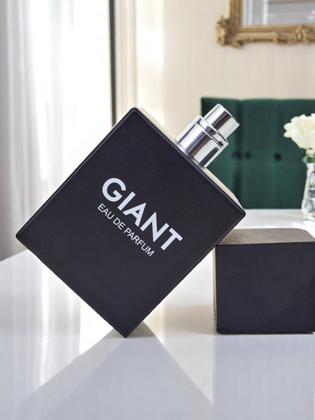 Apă de parfum inspirată pentru bărbați Giant Black