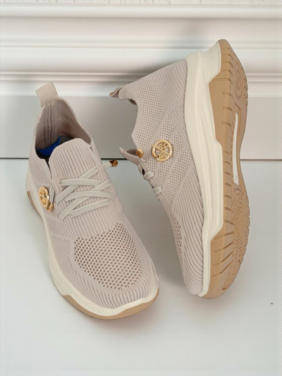 Damskie sneakersy Royalfashion Selene – wygodne białe buty na płaskiej podeszwie