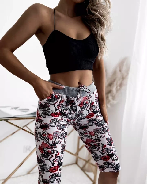 Pantaloni scurți de damă 3/4 cu model gri și roșu MARIM PLUS - Îmbrăcăminte