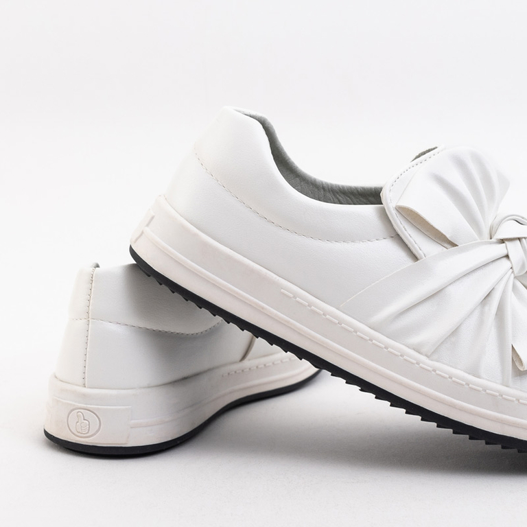 OUTLET Pantofi albi pentru fete cu fundita Yolai - Incaltaminte