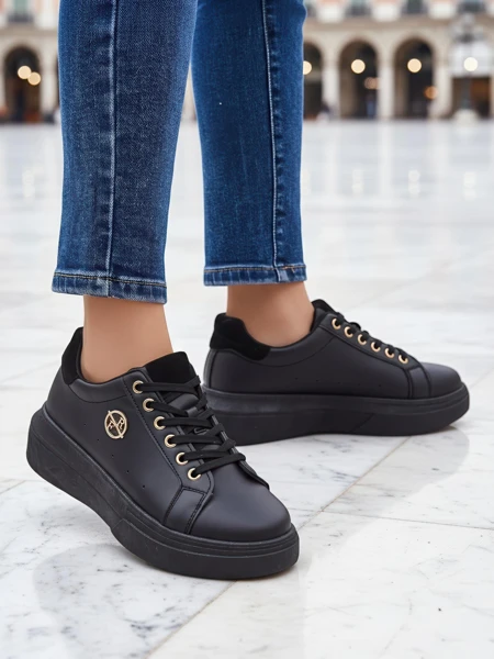 Sneakers femininu Erato Nero riba plataforma di skina ekolójiku 5cm