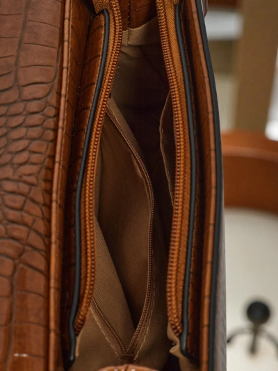 Geantă mică de damă lăcuită din piele ecologică Veluna