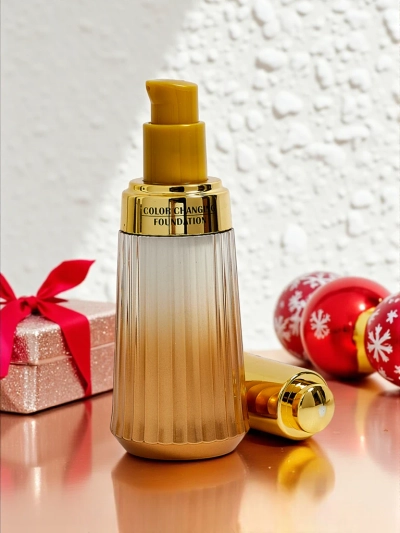 Fond de ten matifiant cu colagen Sand Nude