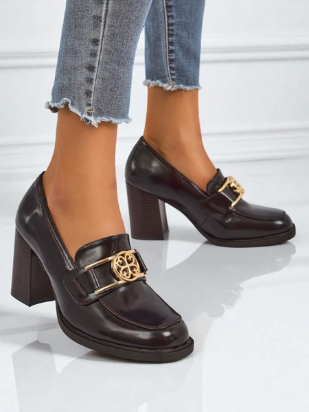 Loafers meri Persephone Nero pos eko logikal deri gold bakle sey