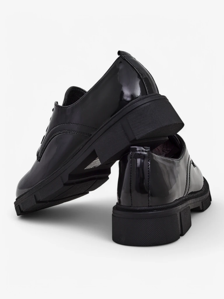 Royalfashion Pantofi din piele lacuită pentru femei Omey