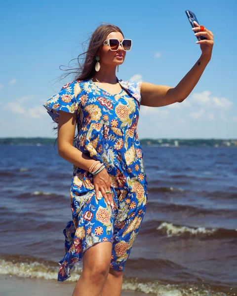 Royalfashion Rochie de damă cobalt cu model floral colorat