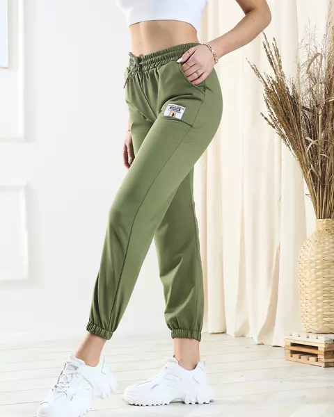 Pantaloni de trening verzi pentru femei - Îmbrăcăminte