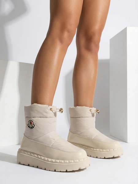 Royalfashion Cizme de zăpadă slip-on pentru femei de culoare crem Ireda