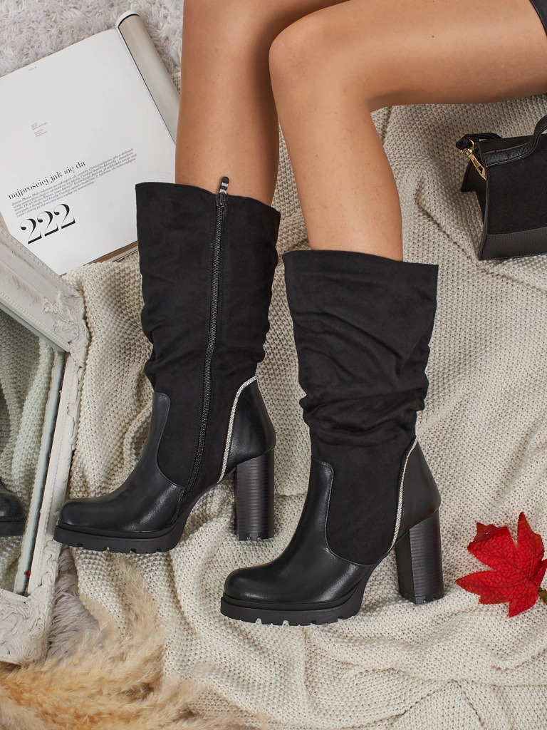 Botine de damă ecologice din piele întoarsă cu partea superioară încrețită Elyndra