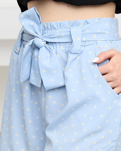Pantaloni scurți de damă din țesătură cu model albastru floral - Îmbrăcăminte