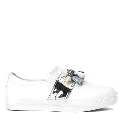 Biało-srebrne tenisówki slip on z zawieszkami Clarette - Obuwie