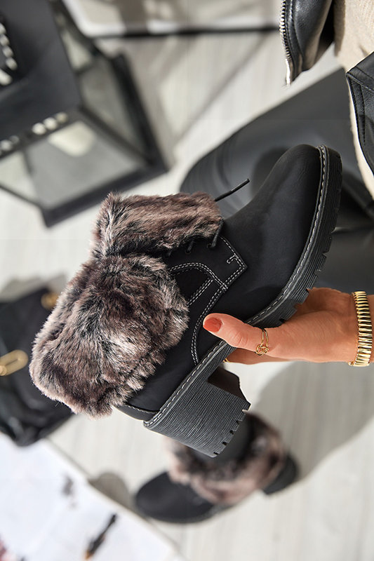 Botine negre de damă cu șireturi pe un stâlp jos Kalera - Încălțăminte