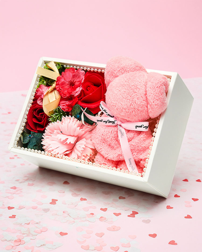 Royalfashion Flowerbox Flori într-o cutie cu un ursuleț de pluș