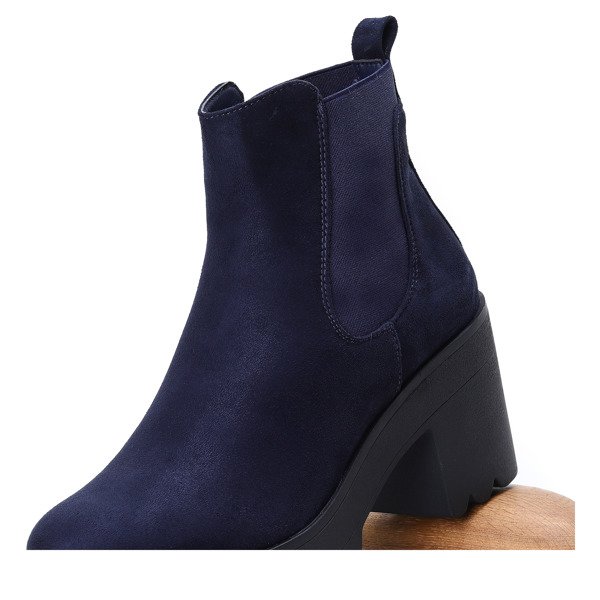 Granatowe botki na platformie Toana- Obuwie