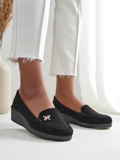 Mocasinile Royalfashion pentru femei pe o talpă joasă Lomman