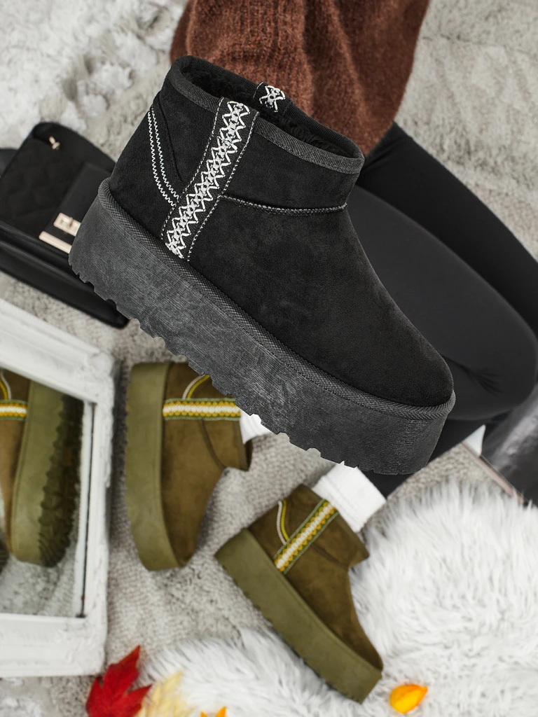 Cizme scurte de damă tip snowboots Althea