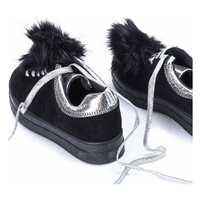 Czarne tenisówki z pomponami Halie - Obuwie