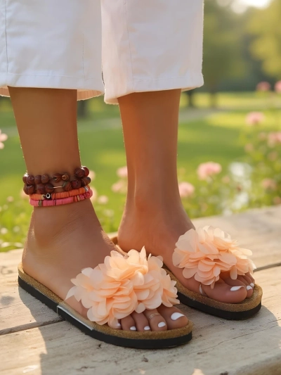 Royalfashion Klapki damskie z kwiatuszkami Flora Soft