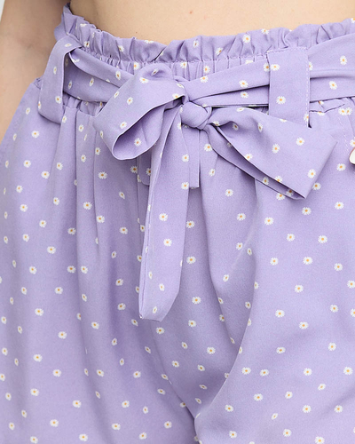 Pantaloni scurți textile de damă cu model violet și flori - Îmbrăcăminte
