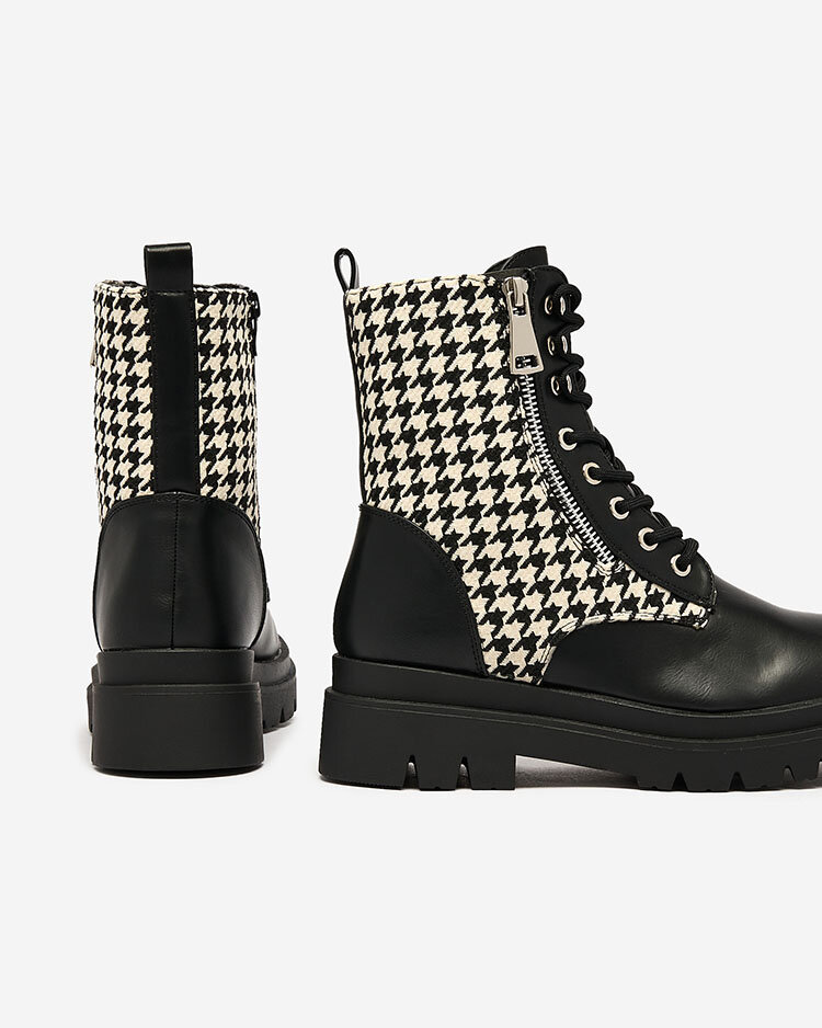 Royalfashion Cizme negre de damă cu inserție de pepite Zatafel