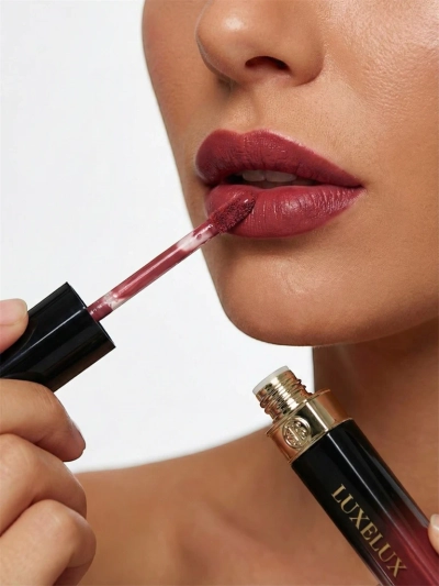 Balsam de buze lichid în culoarea Crush