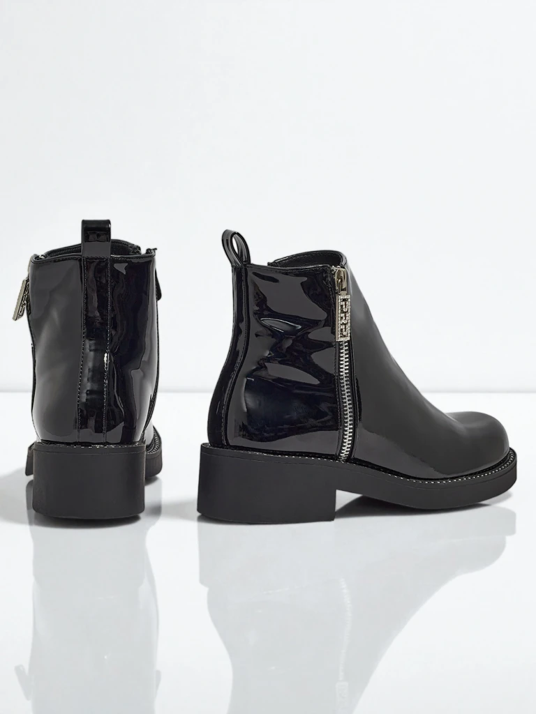 Botine de damă lăcuite din piele ecologică Calvera