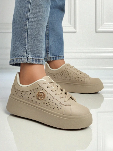 Sneakers de damă cu platformă Callista Royalfashion ecru piele ecologică