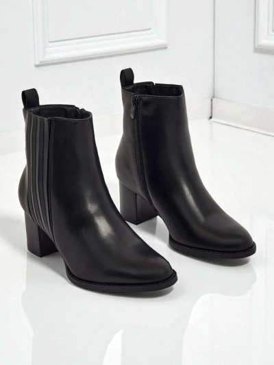 Botine de damă din piele ecologică cu toc gros Nerelle