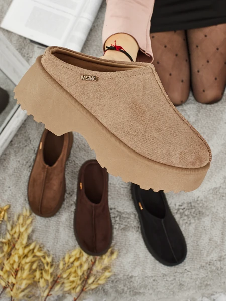 Botine scurte de damă a'la snowboots cu blană Calindra