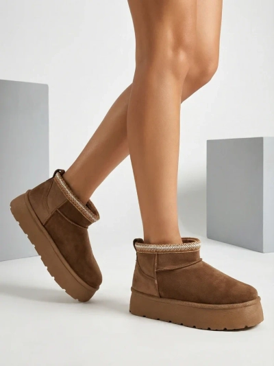 Royalfashion Cizme scurte pentru femei a'la cizme de zăpadă Xoalla