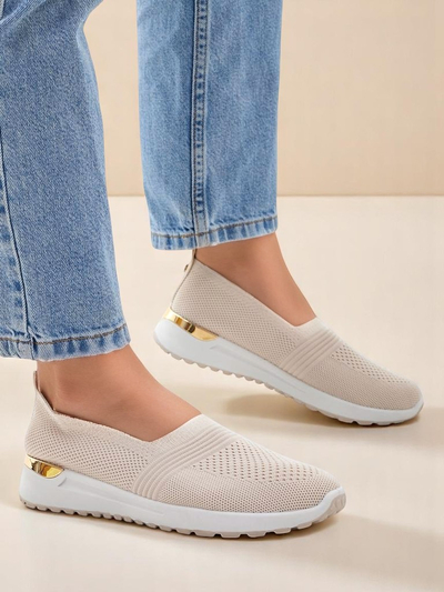 Pantofi slip-on pentru femei din material Royalfashion Perfeti