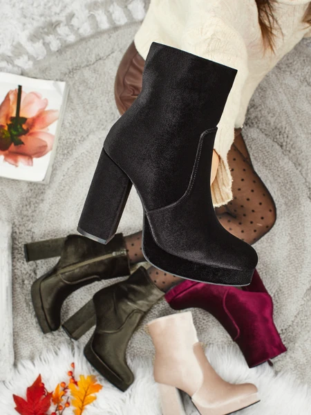 Botine de damă cu toc gros, tip velur Miss