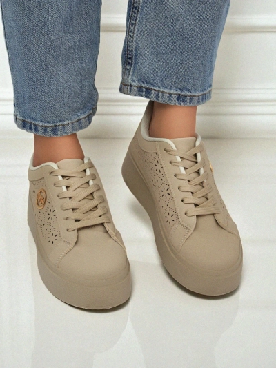 Sneakers de damă cu platformă Callista Royalfashion ecru piele ecologică