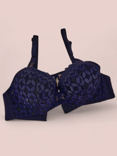 Sutien umplut Royalfashion pentru femei cu dantelă