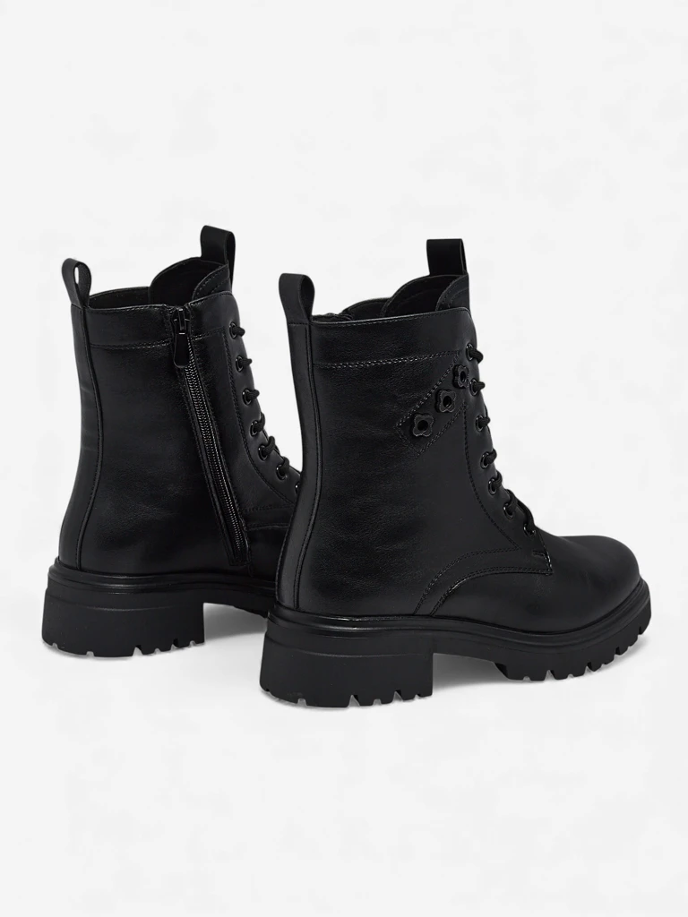 Botine de damă Nometa din piele ecologică cu șireturi