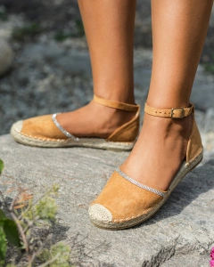 Royalfashion Espadrile de damă cu zirconii de culoare cămilă Rieta