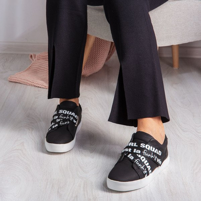 Ghete negre cu inscripție Virginia - Încălțăminte