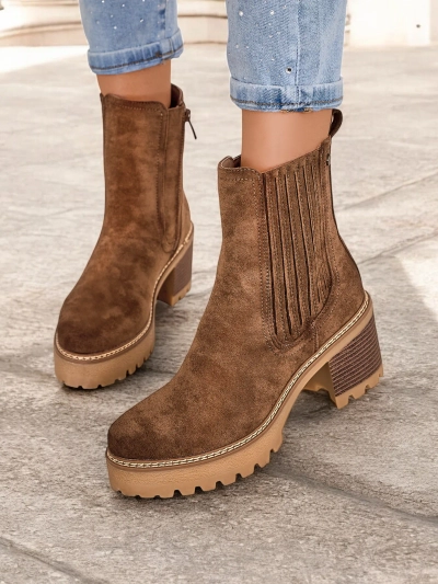 Ghete de damă din eco-sued Royalfashion pe un stâlp Segiag