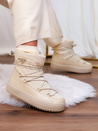 Royalfashion Cizme de damă slip-on a'la cizme de zăpadă în bej Vevnose