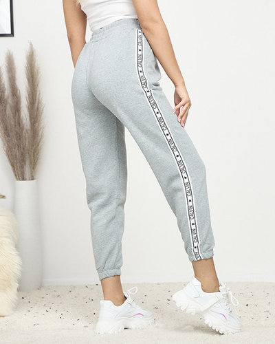 Pantaloni de trening izolat pentru femei gri- Îmbrăcăminte