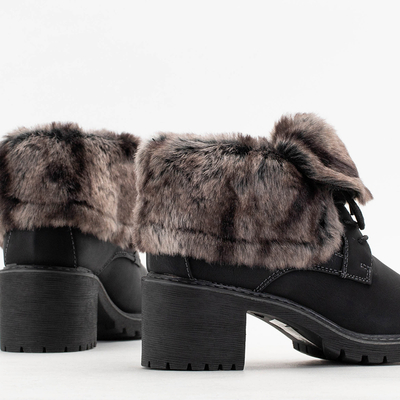 Botine negre de damă cu șireturi pe un stâlp jos Kalera - Încălțăminte