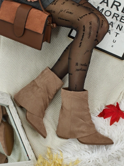 Botine de damă cu partea superioară închisă Moonly