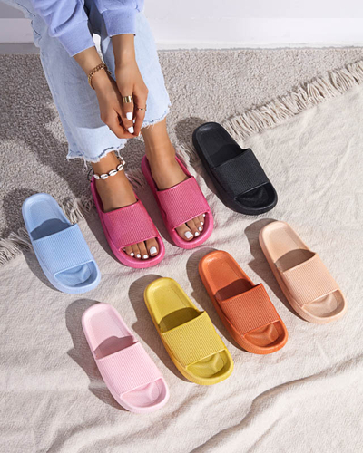 Papuci de cauciuc negru cu relief Torika - Încălțăminte