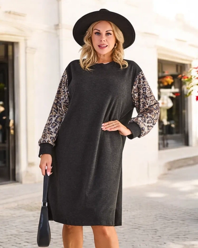 Rochie de damă din stofă Royalfashion cu mâneci decorative MĂRIME MARE