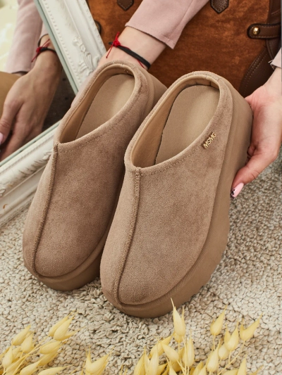 Botine scurte de damă a'la snowboots cu blană Calindra