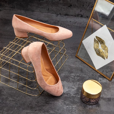 Różowe czółenka na niskim słupku Moira - Obuwie