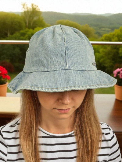 Chapèl pou fanm Demetra djin bokit - stil Polyester lejè